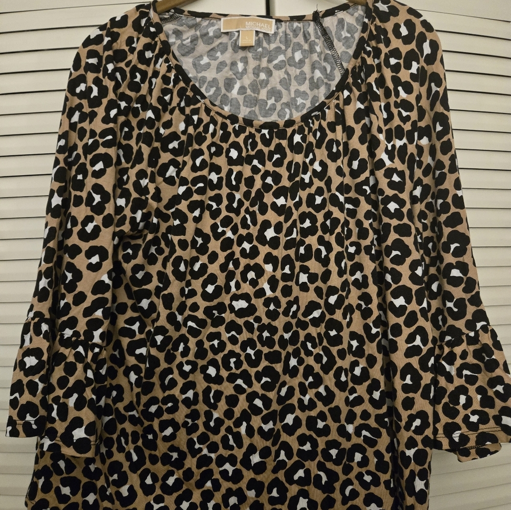 Michael Kors Black, Beige & White Leopard Print Top, Size Large